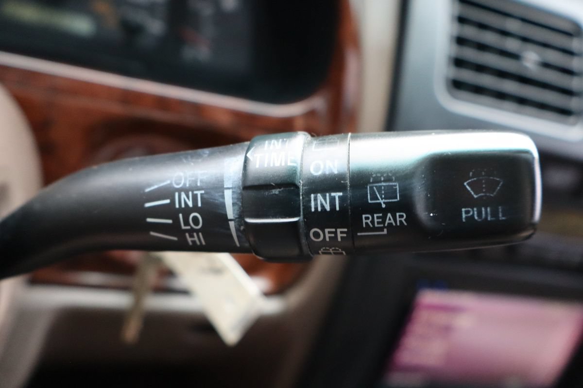 Used 2000 Toyota 4Runner Limited AWD/4WD image 30