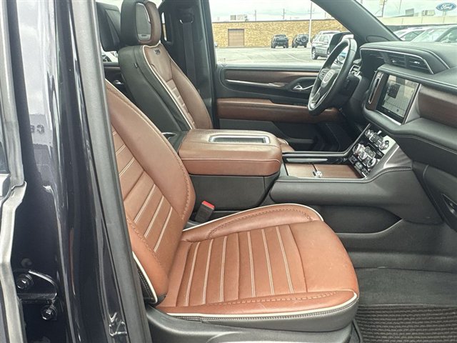 Certified 2023 GMC Yukon Denali Ultimate AWD/4WD image 28