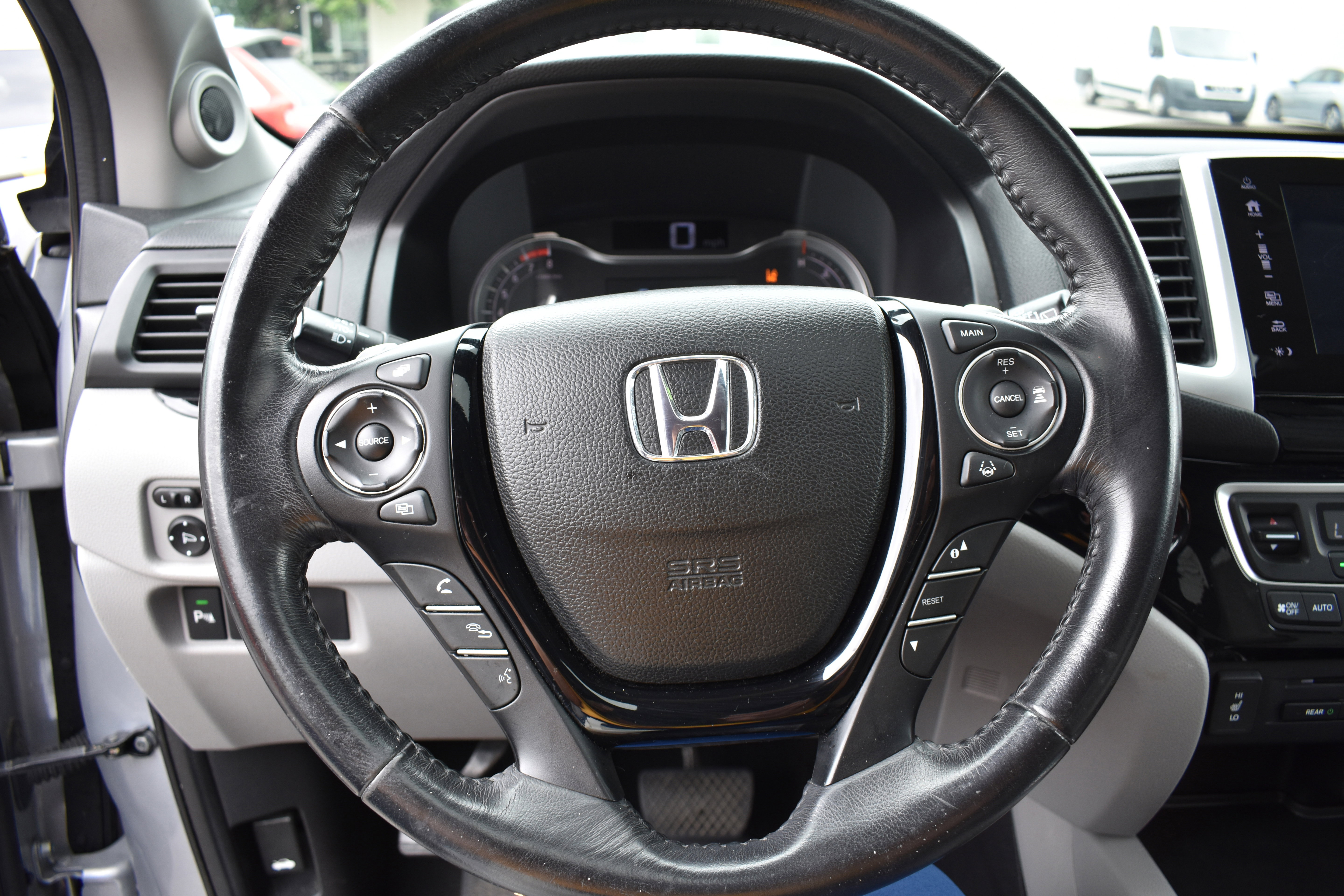 Certified 2018 Honda Pilot Touring image 13