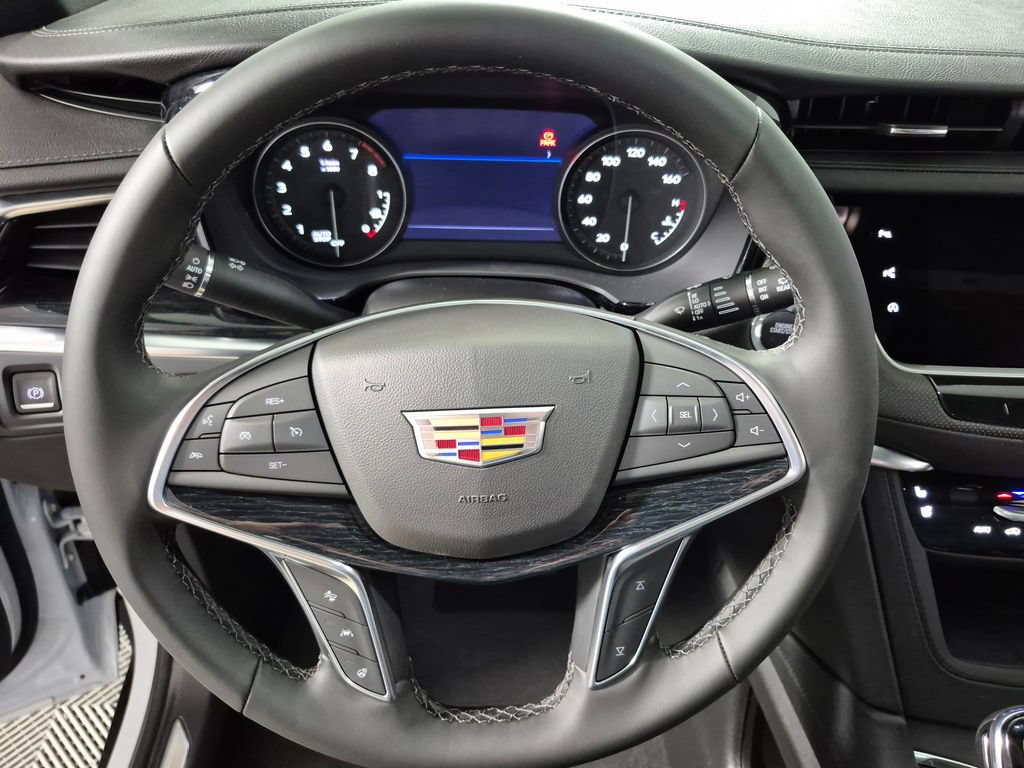 New 2026 Cadillac XT5 Premium Luxury w/ Driver Assist Package FWD image 11