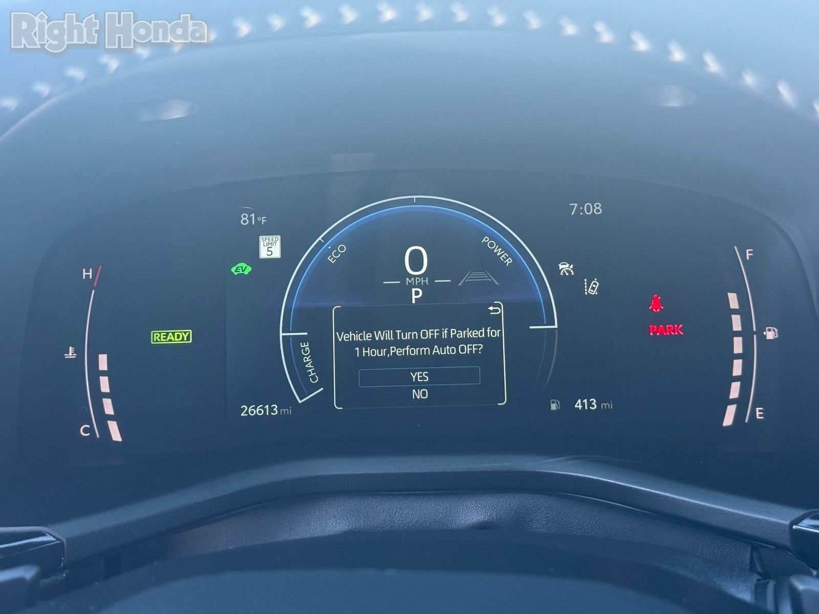 Used 2025 Toyota Camry SE w/ Convenience Package image 19