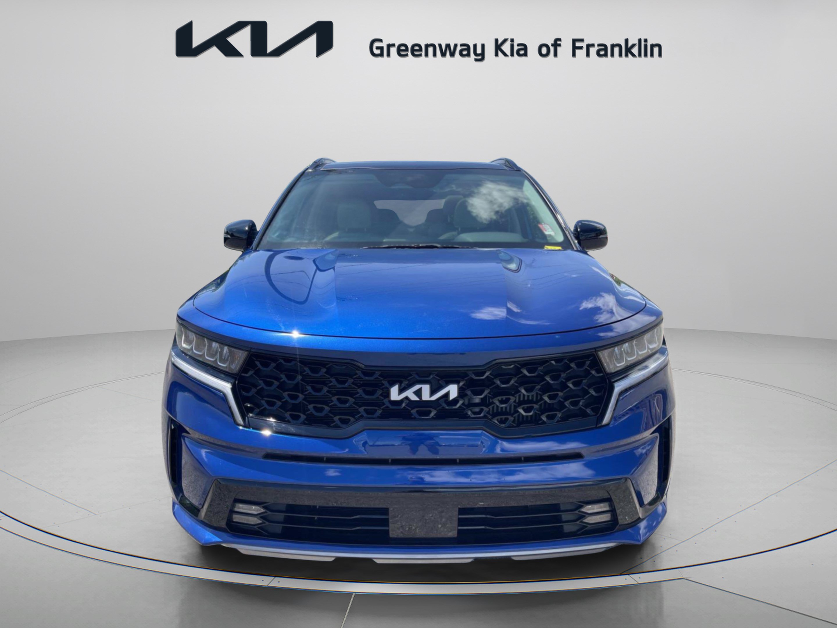 Used 2023 Kia Sorento EX w/ Panoramic Sunroof Package FWD image 2