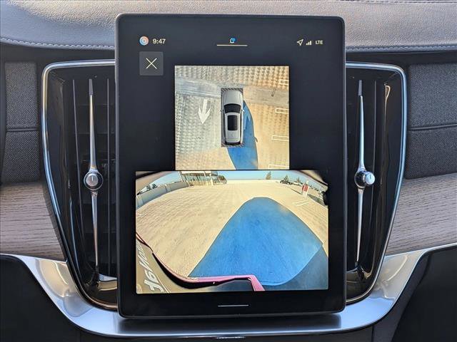 New 2026 Volvo XC90 B5 Plus w/ Protection Package image 15