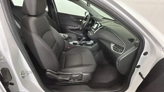 Used 2023 Chevrolet Malibu LT w/ Sport Edition FWD image 31