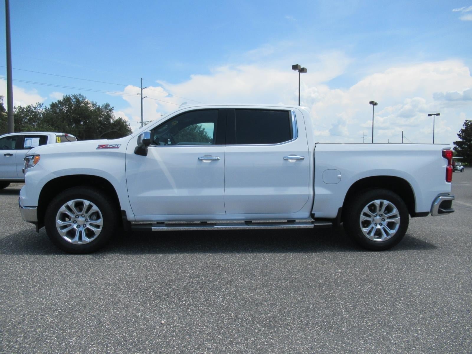 Used 2023 Chevrolet Silverado 1500 LTZ w/ Z71 Off-Road Package AWD/4WD image 4