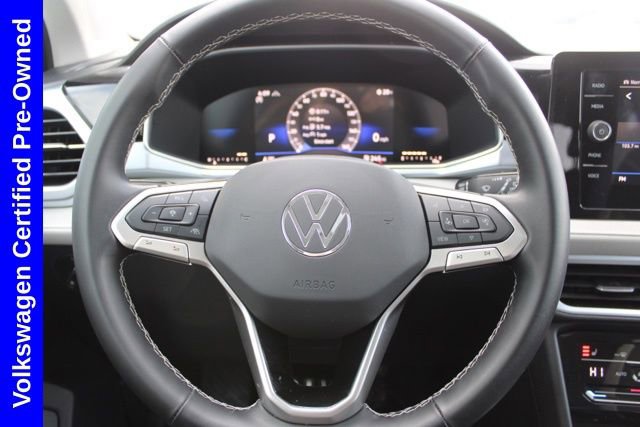 Used 2025 Volkswagen Taos SE image 26