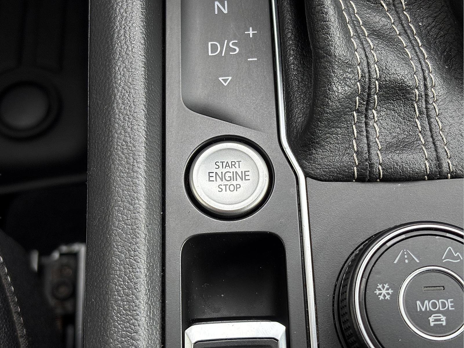 Used 2021 Volkswagen Atlas SE image 20