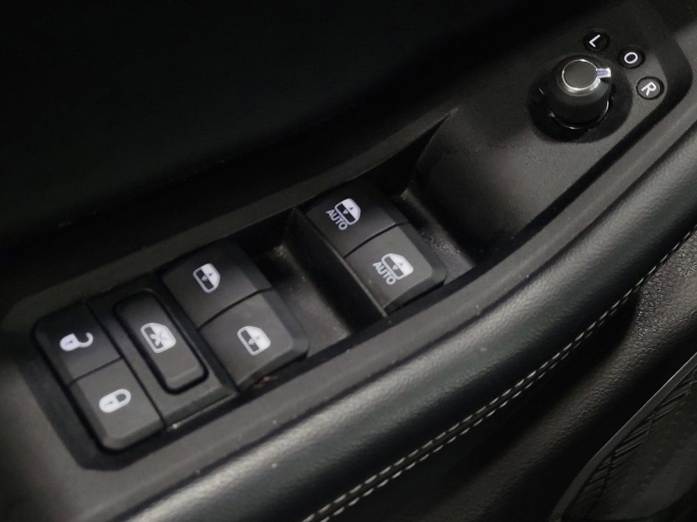 Used 2022 Jeep Grand Cherokee L Limited image 27