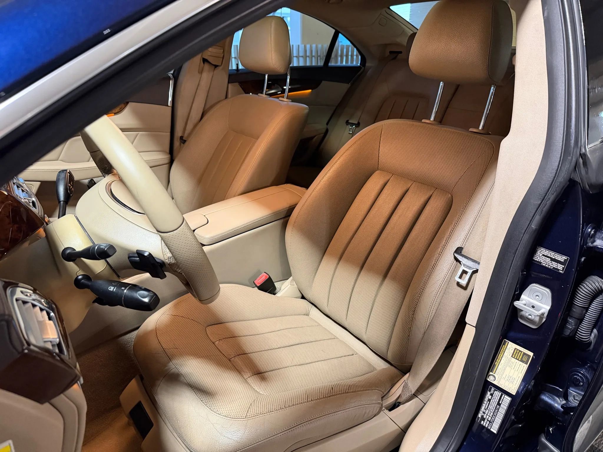 Used 2012 Mercedes-Benz CLS 550 image 12