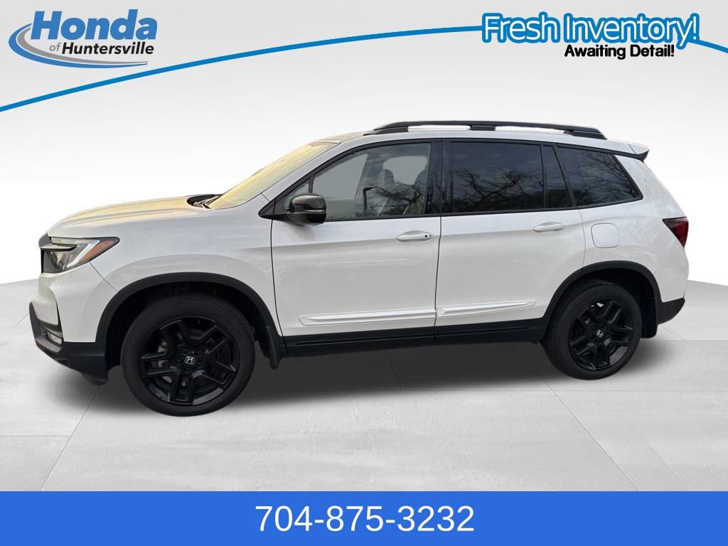 Used 2024 Honda Passport Black Edition image 5