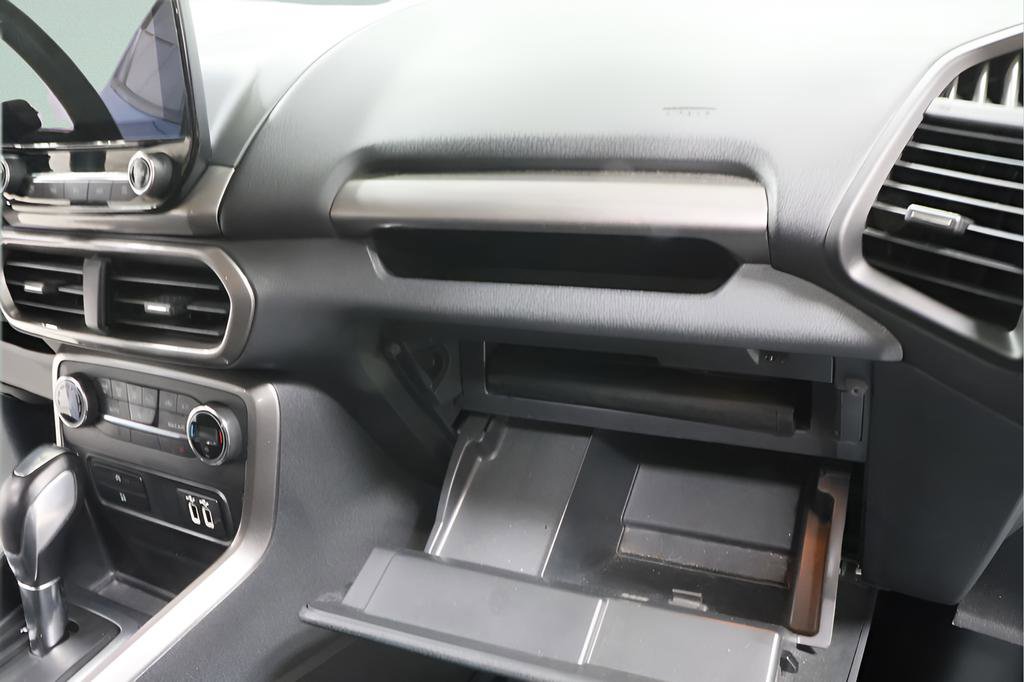 Used 2019 Ford EcoSport SE w/ SE Convenience Package image 32