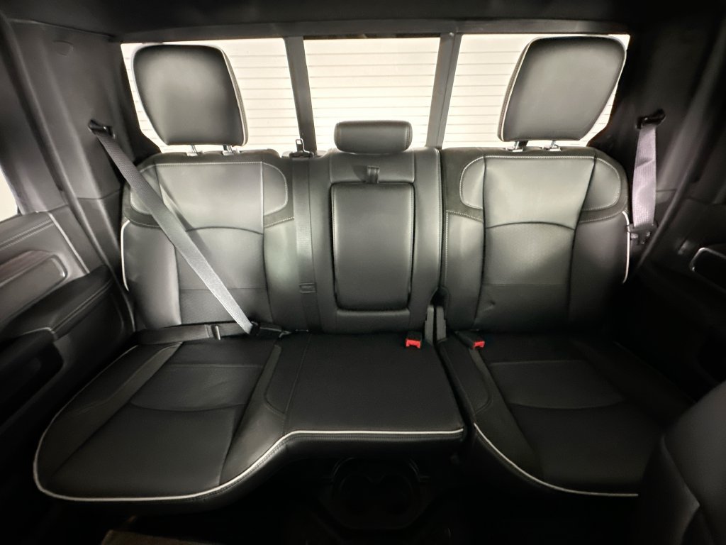 New 2026 RAM 4500 4x4 Crew Cab DRW w/ Laramie Trim Package image 10