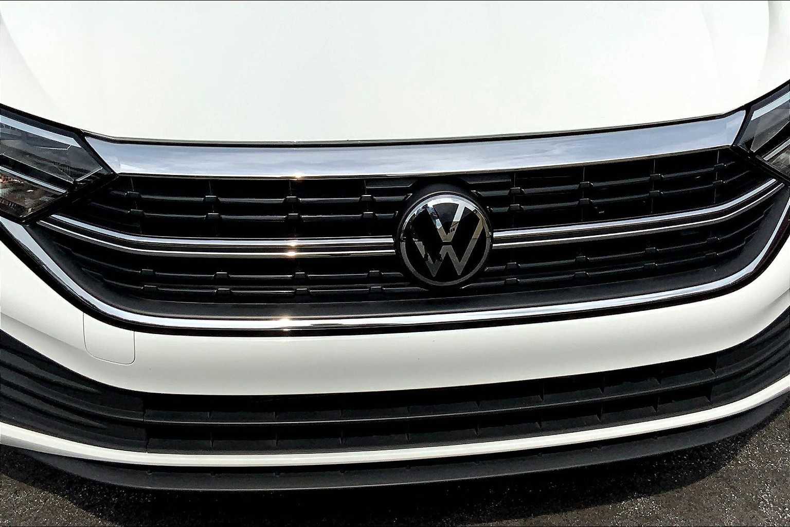 Used 2024 Volkswagen Jetta S FWD image 48