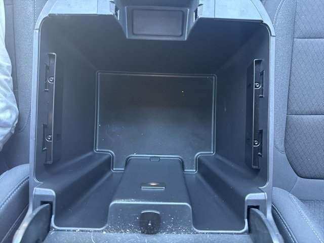 Used 2022 Chevrolet Silverado 1500 LT Trail Boss w/ Bed Protection Package image 25