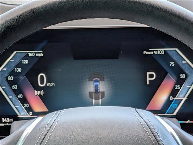 Used 2025 BMW X5 sDrive40i w/ Premium Package image 11