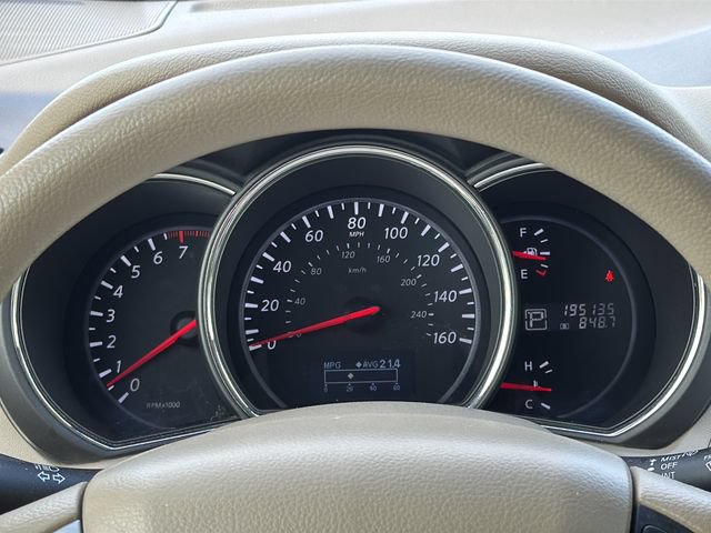 Used 2012 Nissan Murano S AWD/4WD image 17