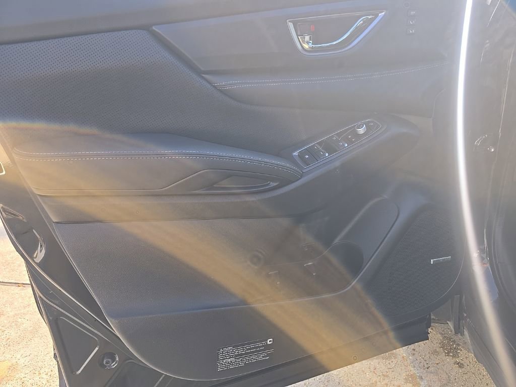 Certified 2025 Subaru Ascent Limited image 42