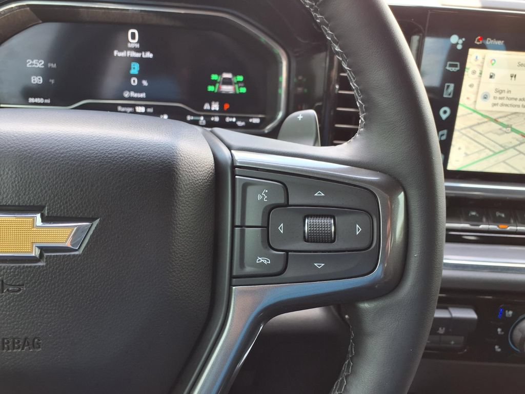 Used 2024 Chevrolet Silverado 1500 High Country w/ Technology Package AWD/4WD image 34