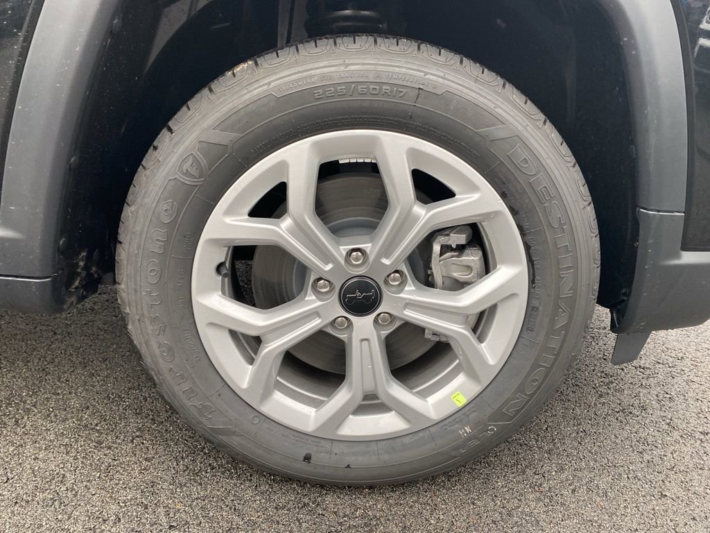 New 2026 Jeep Compass Latitude image 9