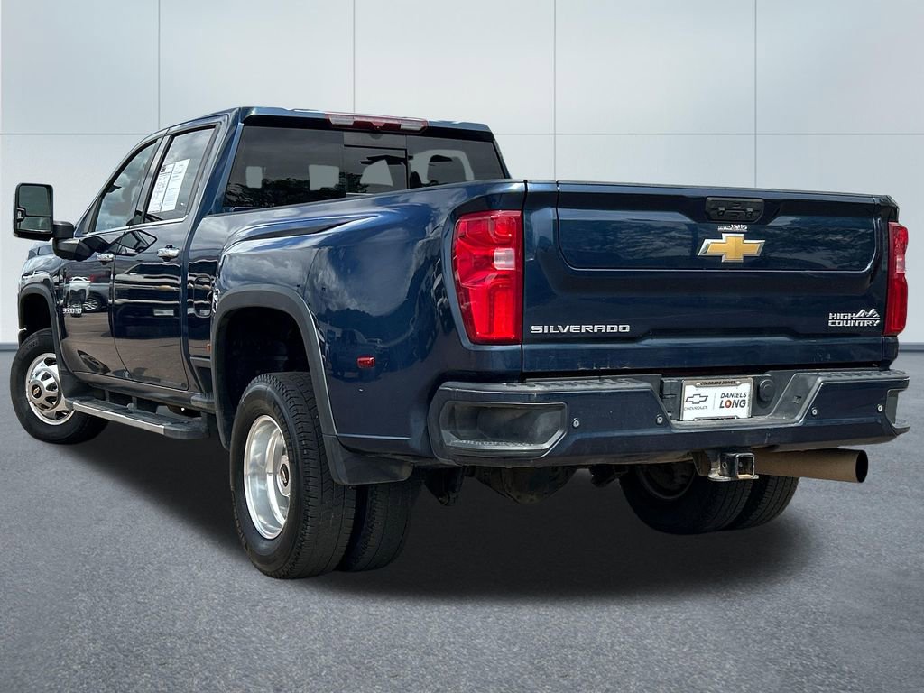 Used 2022 Chevrolet Silverado 3500 High Country w/ Safety Package II image 36