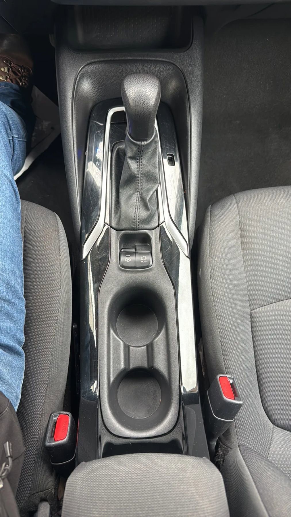 Used 2021 Toyota Corolla LE image 19