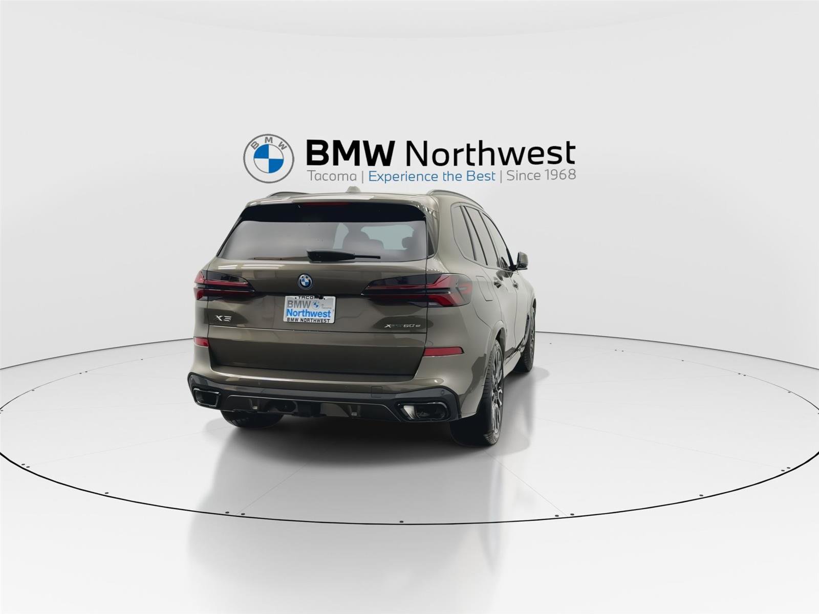 New 2026 BMW X5 xDrive50e w/ Executive Package AWD/4WD image 2