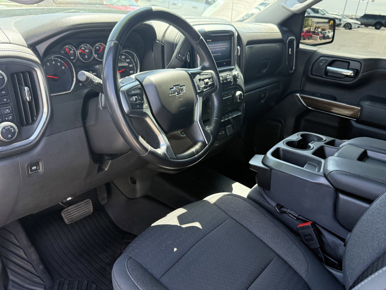 Used 2020 Chevrolet Silverado 1500 LT Trail Boss AWD/4WD image 10