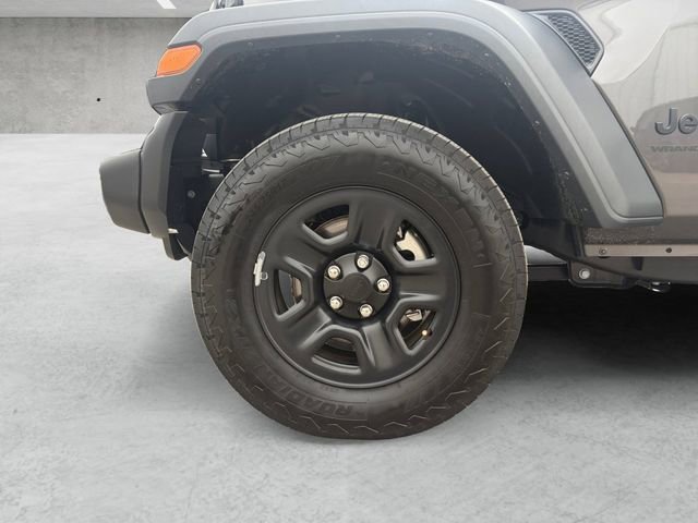 Used 2025 Jeep Wrangler Sport AWD/4WD image 23