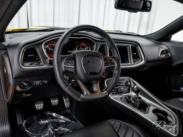 Used 2017 Dodge Challenger SRT Hellcat RWD image 31