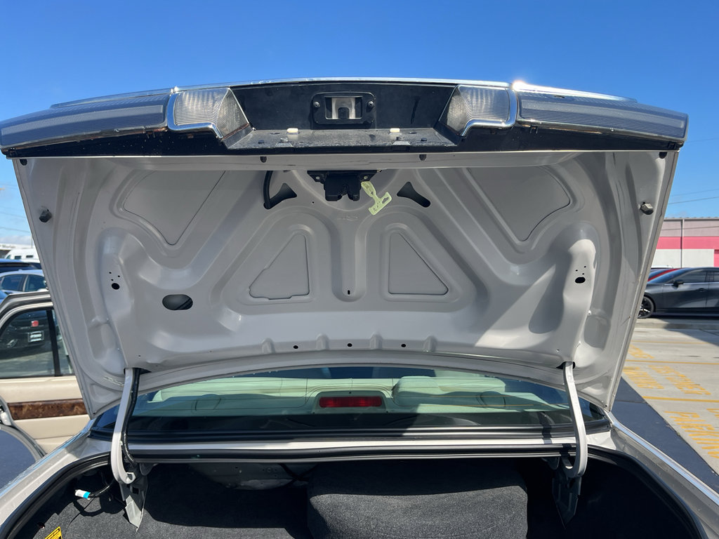 Used 2011 Mercury Grand Marquis LS image 25