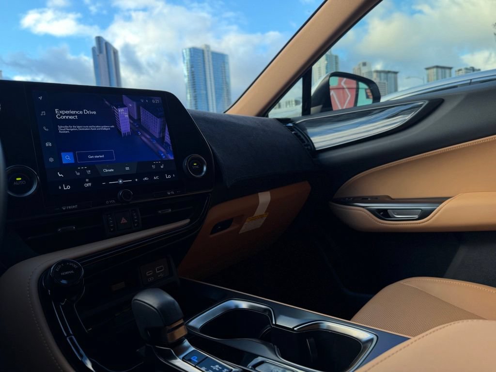 Used 2024 Lexus NX 250 FWD w/ Premium Package image 21