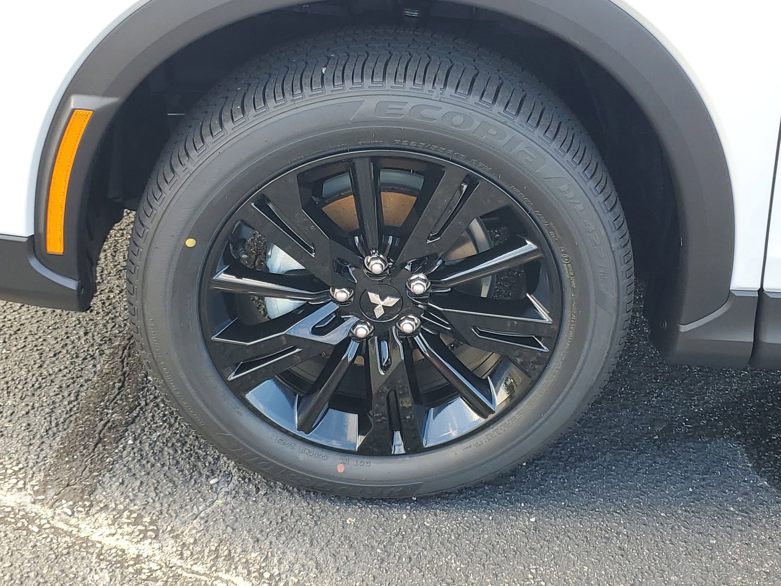 New 2026 Mitsubishi Eclipse Cross LE AWD/4WD image 29