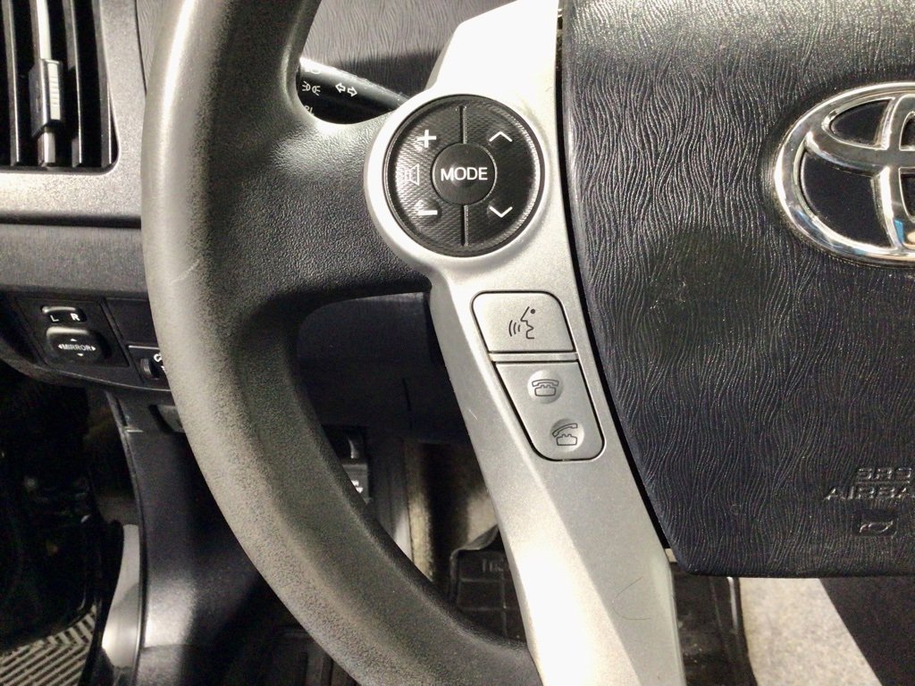 Used 2015 Toyota Prius Four image 19