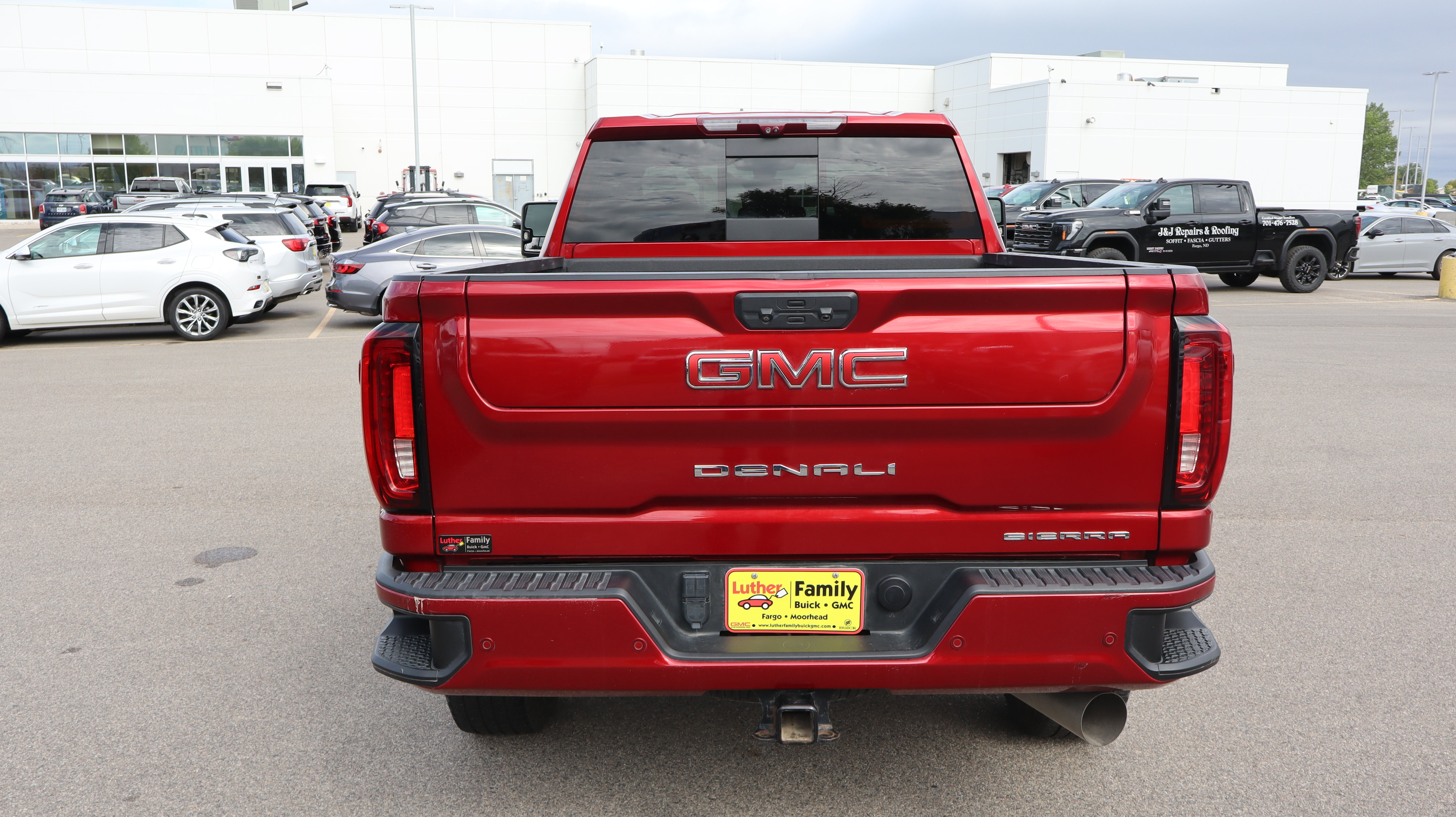 Certified 2023 GMC Sierra 2500 Denali w/ Denali Ultimate Package AWD/4WD image 6