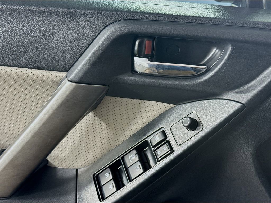 Used 2016 Subaru Forester 2.5i Touring w/ Eyesight & Navigation System image 21