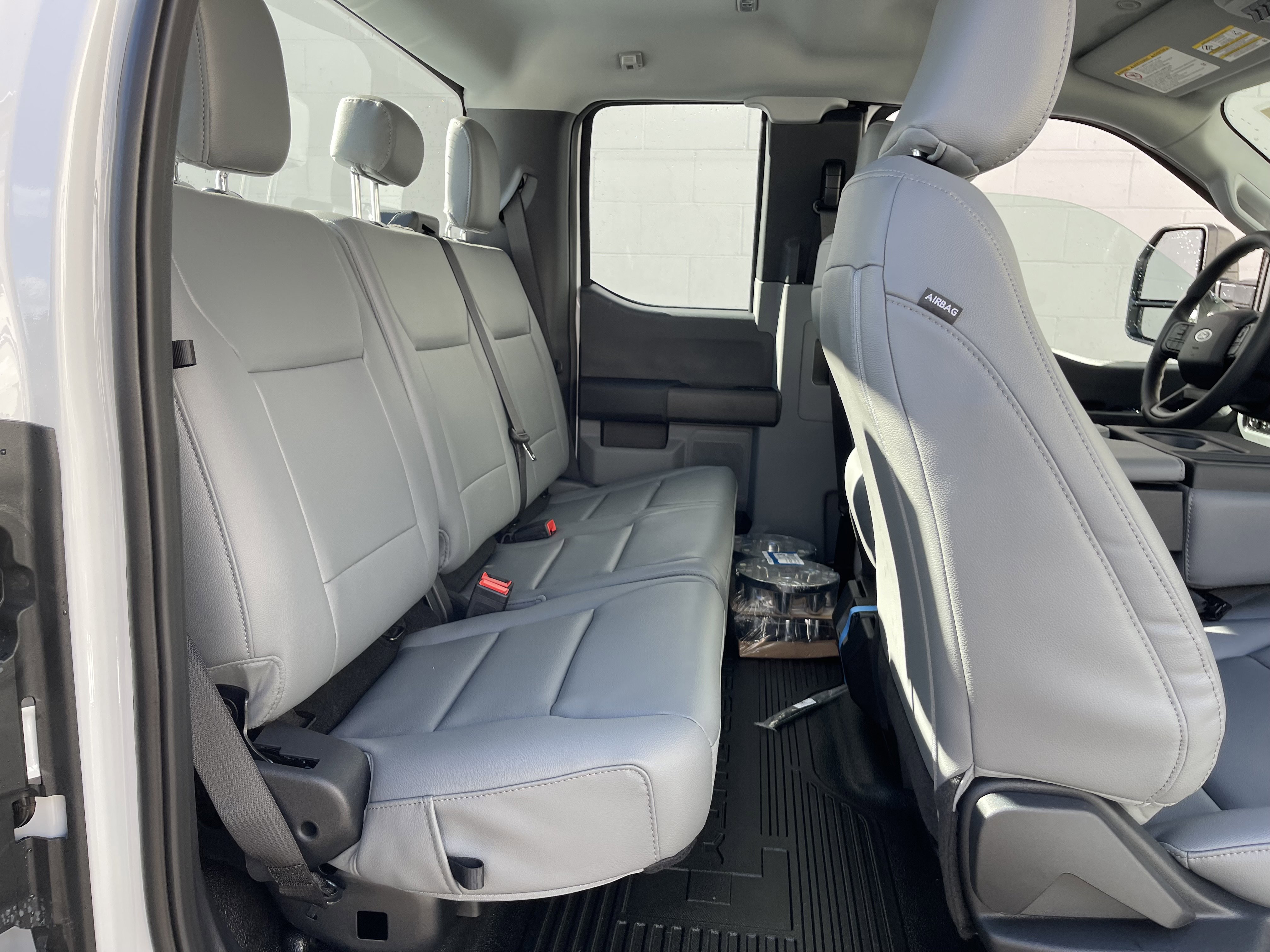 New 2026 Ford F250 XL w/ XL Chrome Package image 30