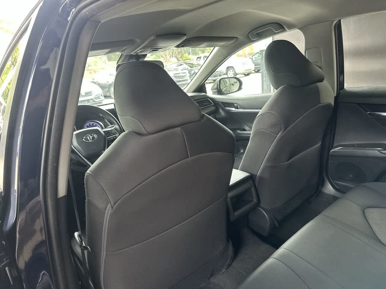 Used 2021 Toyota Camry LE FWD image 23