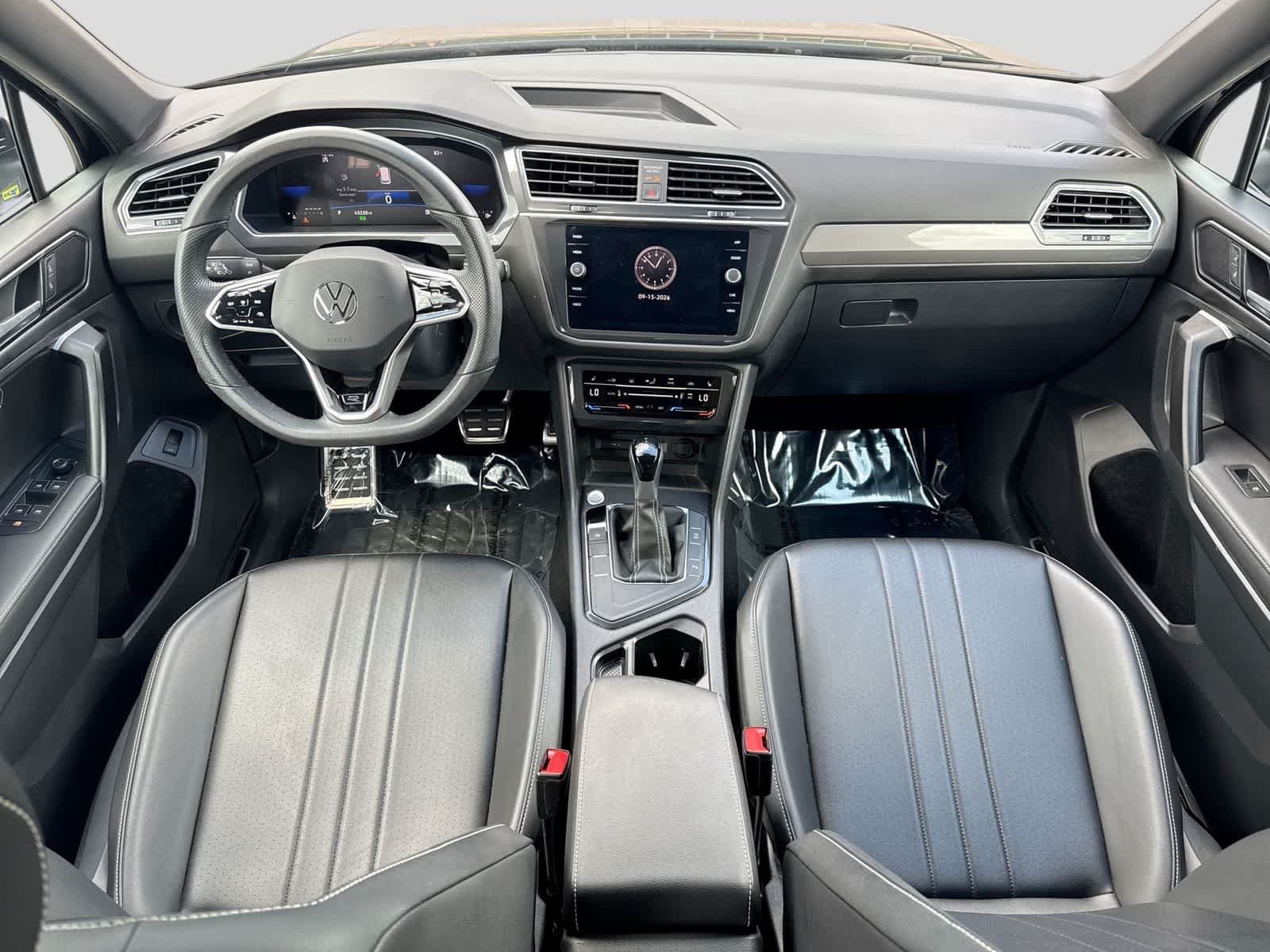 Used 2024 Volkswagen Tiguan SE R-Line FWD image 21