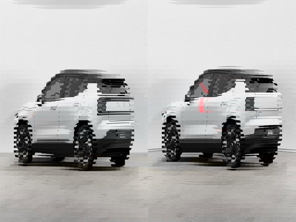 New 2025 Volvo EX30 Plus w/ Protection Package Premier image 3