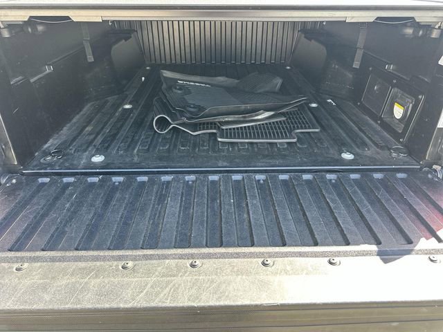 Used 2019 Toyota Tacoma TRD Off-Road w/ Technology Package AWD/4WD image 23