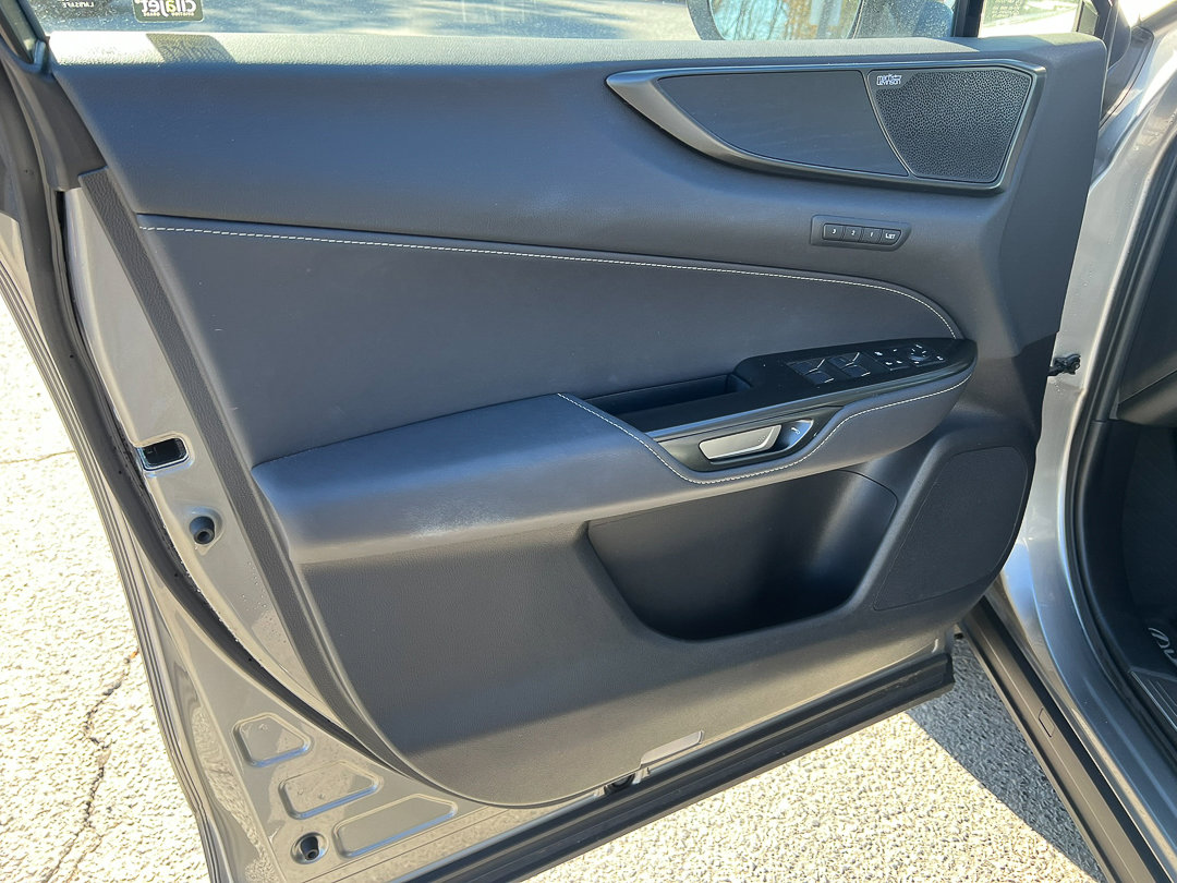 Used 2024 Lexus NX 300h AWD w/ Luxury Package image 13