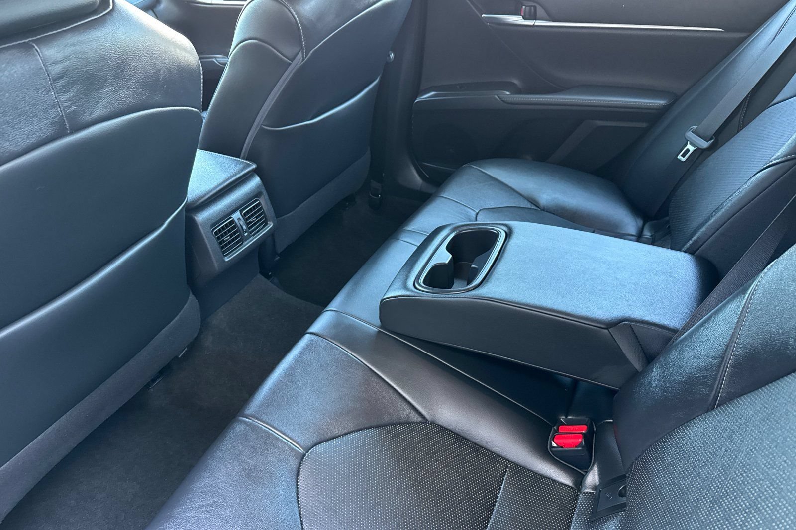 Certified 2021 Toyota Camry XSE FWD image 12