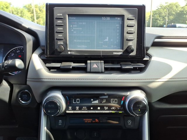 Used 2020 Toyota RAV4 XLE FWD image 23