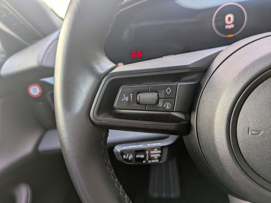 Used 2021 Porsche Taycan image 23