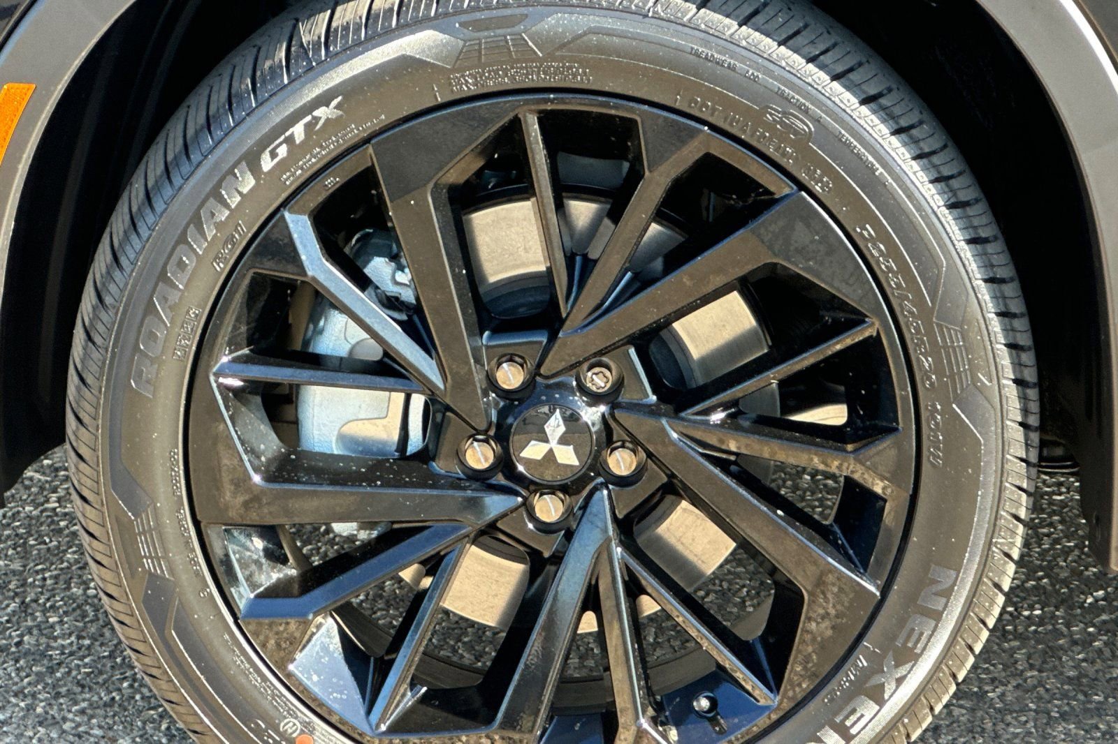 New 2025 Mitsubishi Outlander SEL image 26