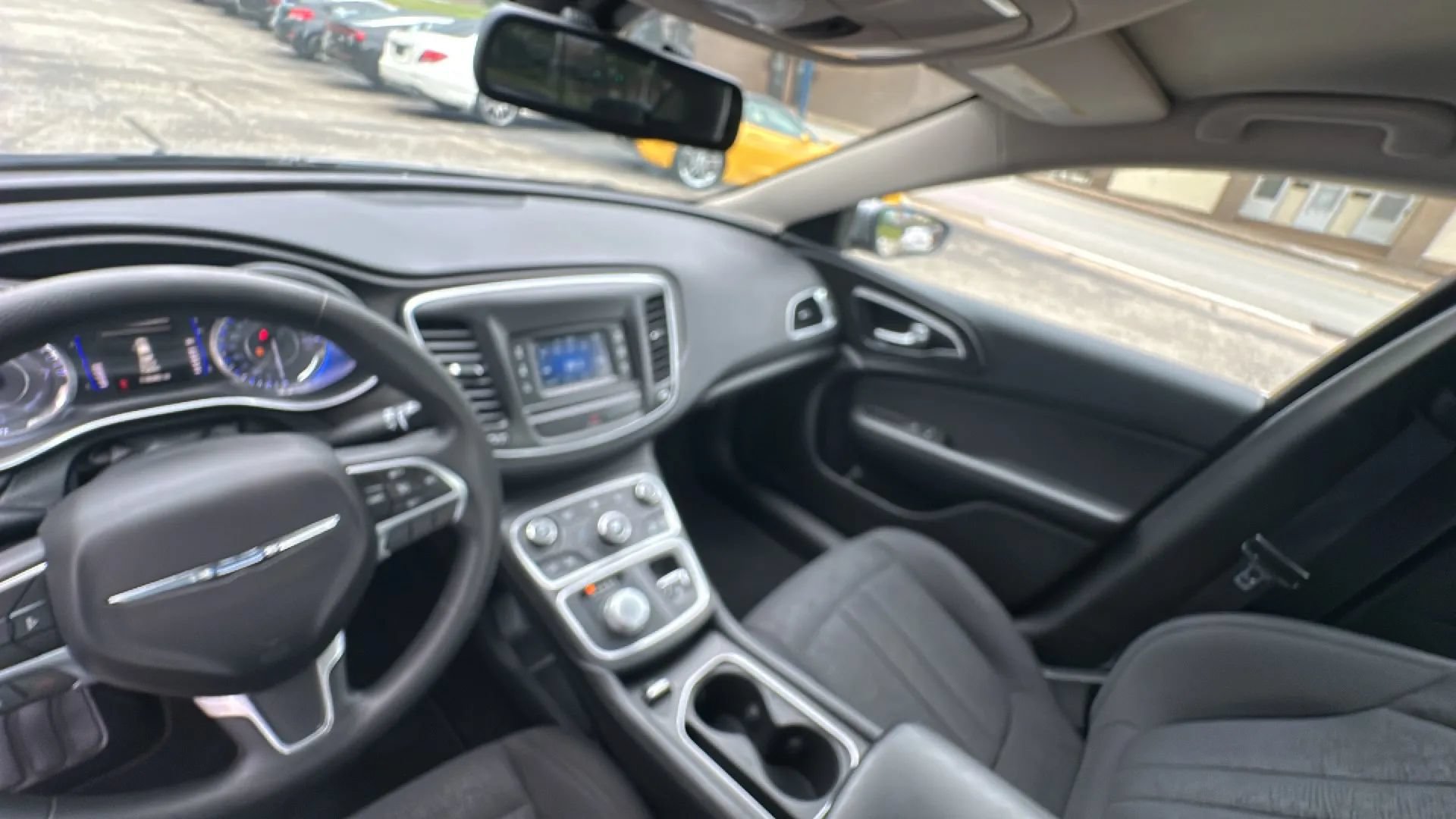 Used 2016 Chrysler 200 Limited FWD image 15