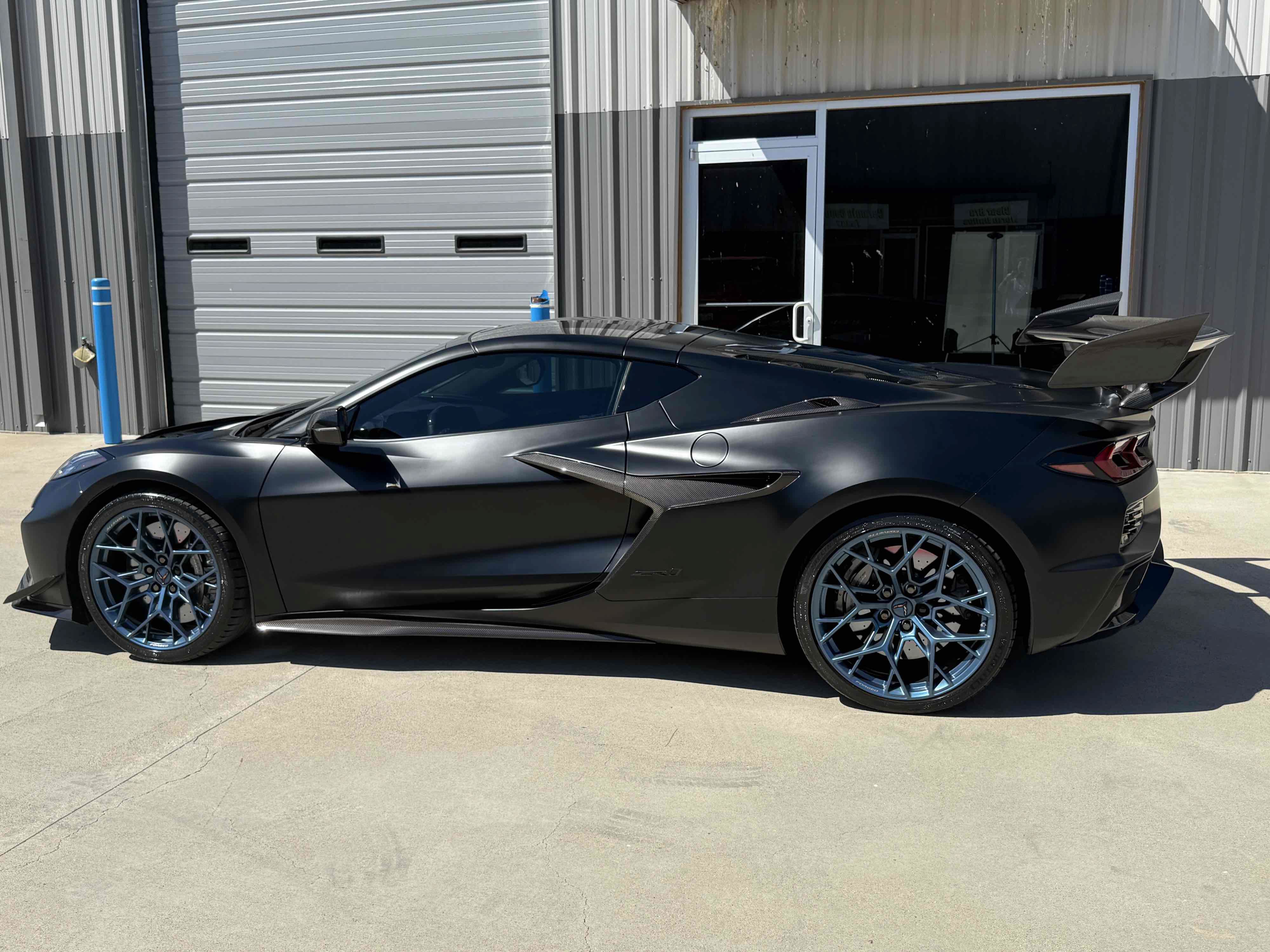 Used 2026 Chevrolet Corvette ZR1 w/ ZR1 Carbon Fiber Aero Package RWD image 13