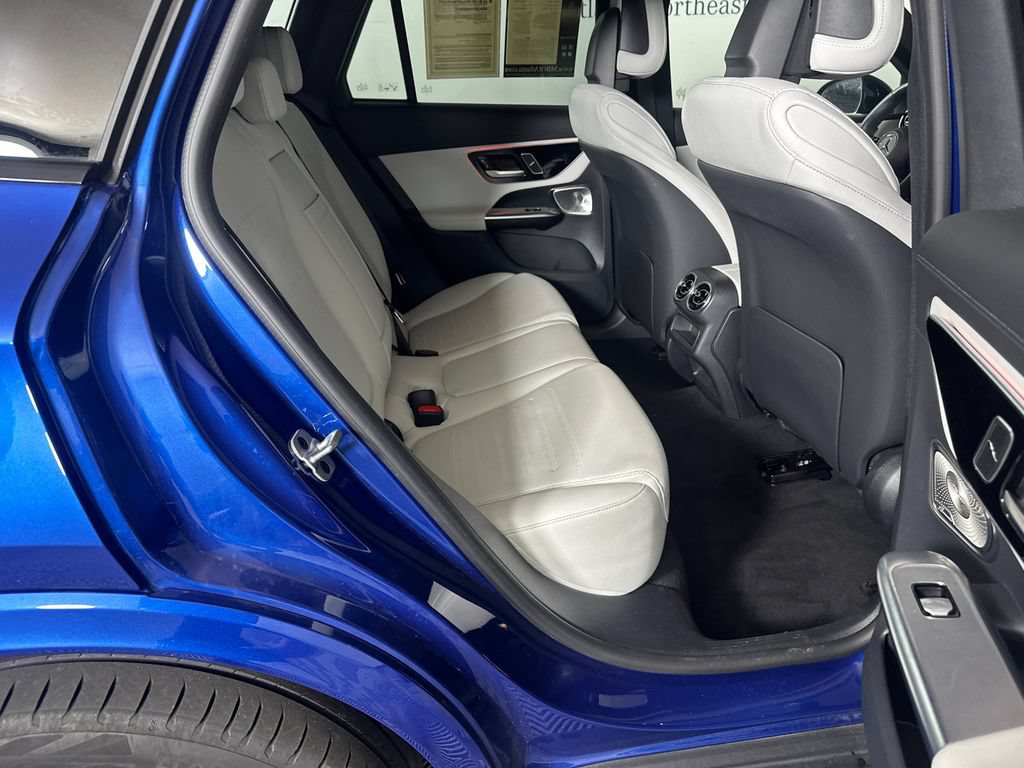 Certified 2024 Mercedes-Benz GLC 300 image 17
