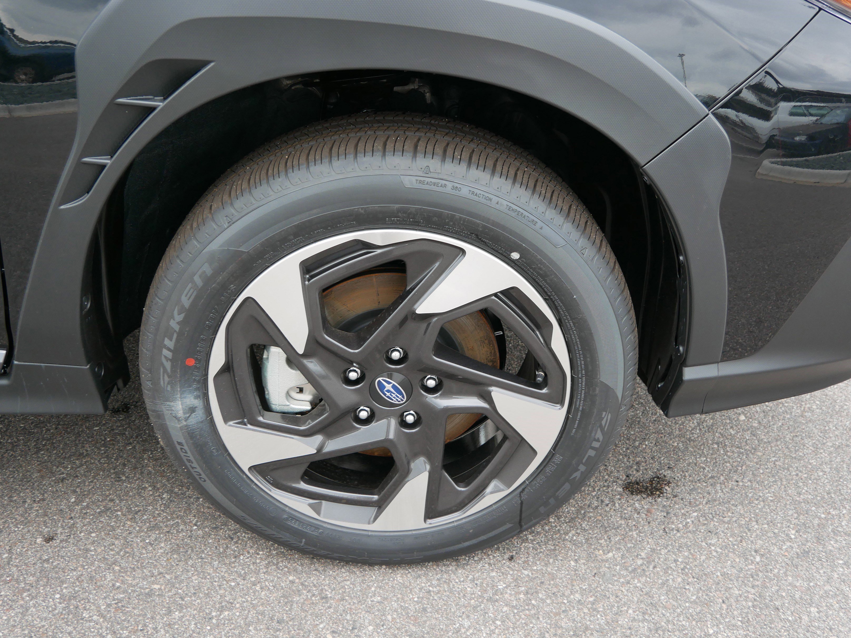 New 2025 Subaru Crosstrek 2.5i Limited w/ Popular Package #3A image 5