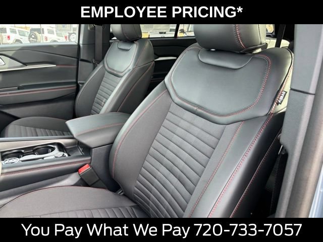 New 2026 Ford Explorer ST-Line w/ ST-Line Street Pack AWD/4WD image 11